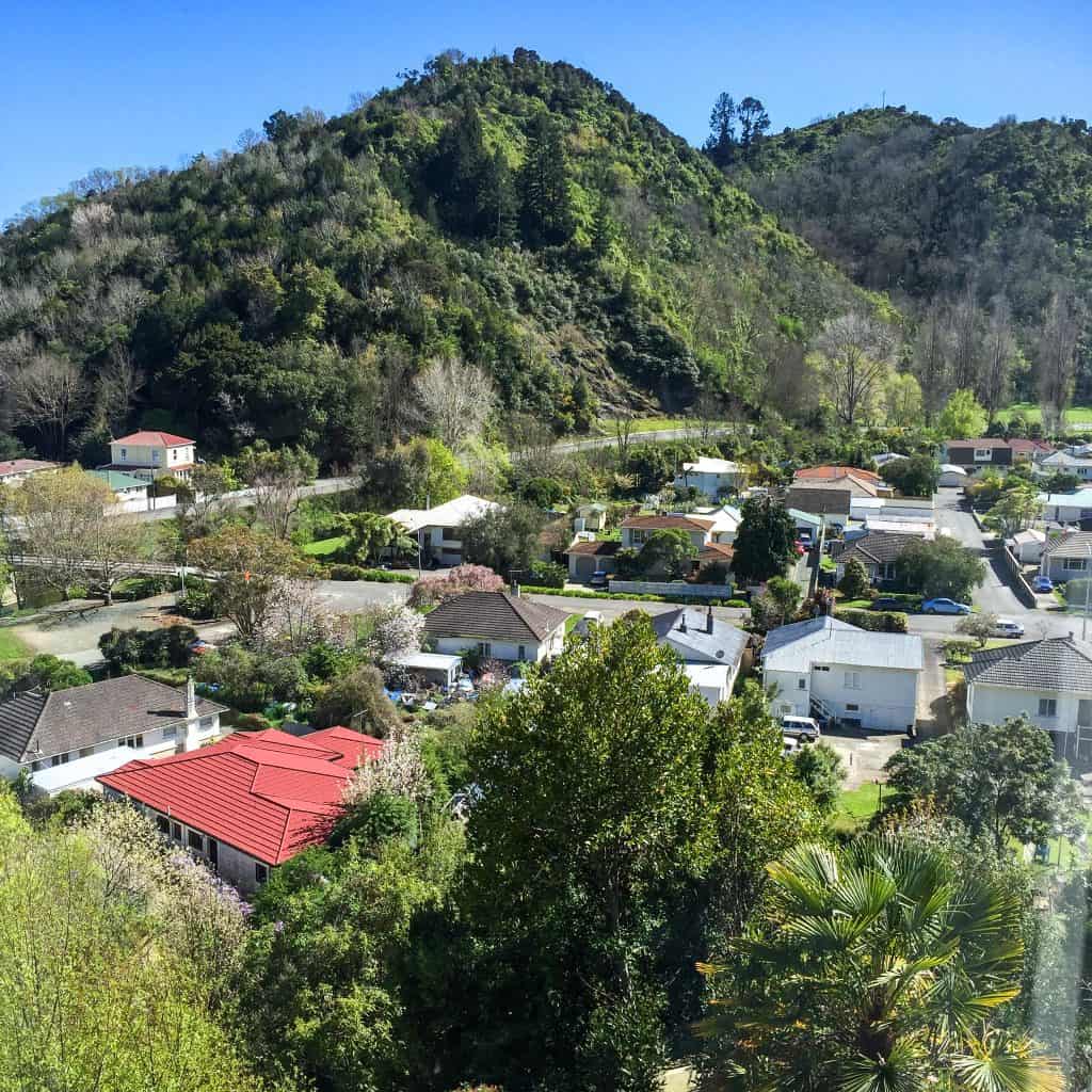 a photo of the centre of New Zealand one of the most popular walks in nelson